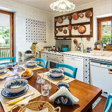 Elegante Panoramica Con Giardino E Idromassaggio A 10 Minuti Dal Mare