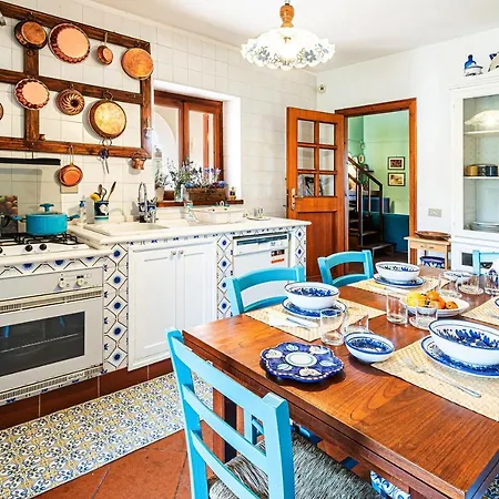 Villa Elegante Panoramica Con Giardino E Idromassaggio A 10 Minuti Dal Mare *