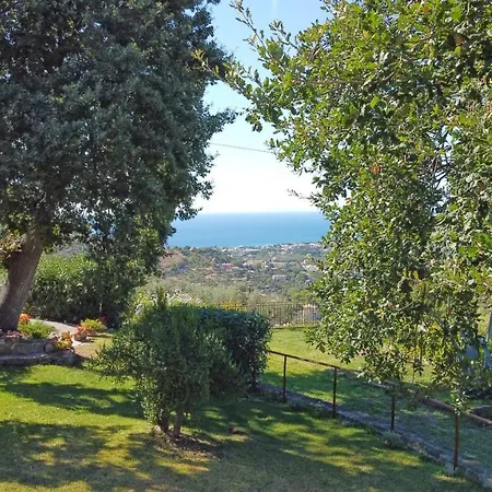 Elegante Panoramica Con Giardino E Idromassaggio A 10 Minuti Dal Mare Villa
