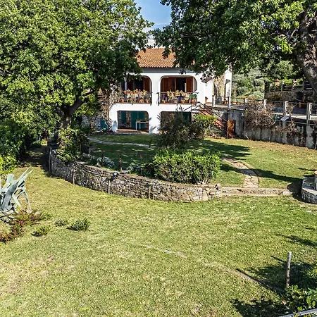 Elegante Panoramica Con Giardino E Idromassaggio A 10 Minuti Dal Mare