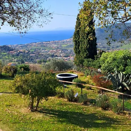 Elegante Panoramica Con Giardino E Idromassaggio A 10 Minuti Dal Mare Villa