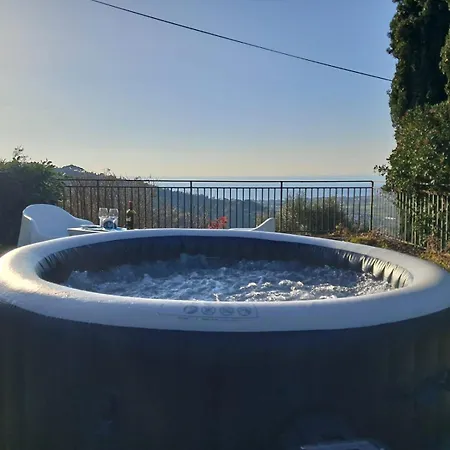 Elegante Panoramica Con Giardino E Idromassaggio A 10 Minuti Dal Mare